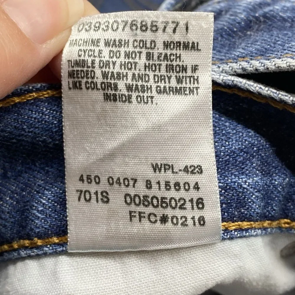 Levi's 505 Jeans Mens 42x32 Regular Straight Blue Denim Medium Wash‎